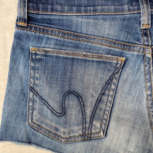 Citizens of Humanity* Cut-Off Denim Shorts *Size 27 - Picture 5 of 15